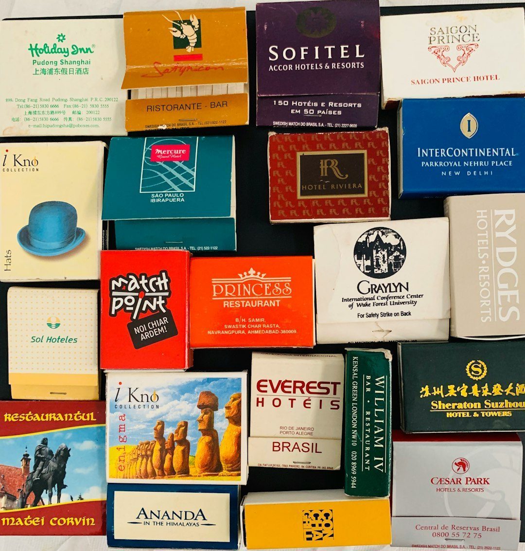 Vintage Fast-Food Matchbooks – The Unexpected Goldmine (Image Credits: Unsplash)