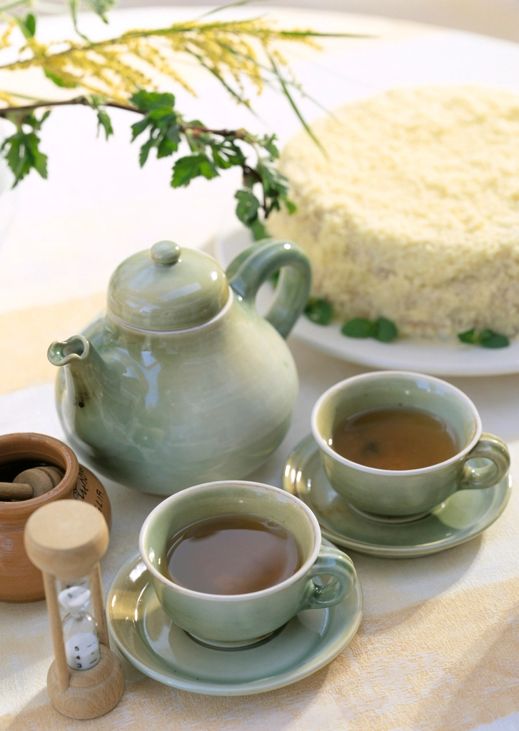 Green Tea - The Antioxidant Elixir (image credits: rawpixel)