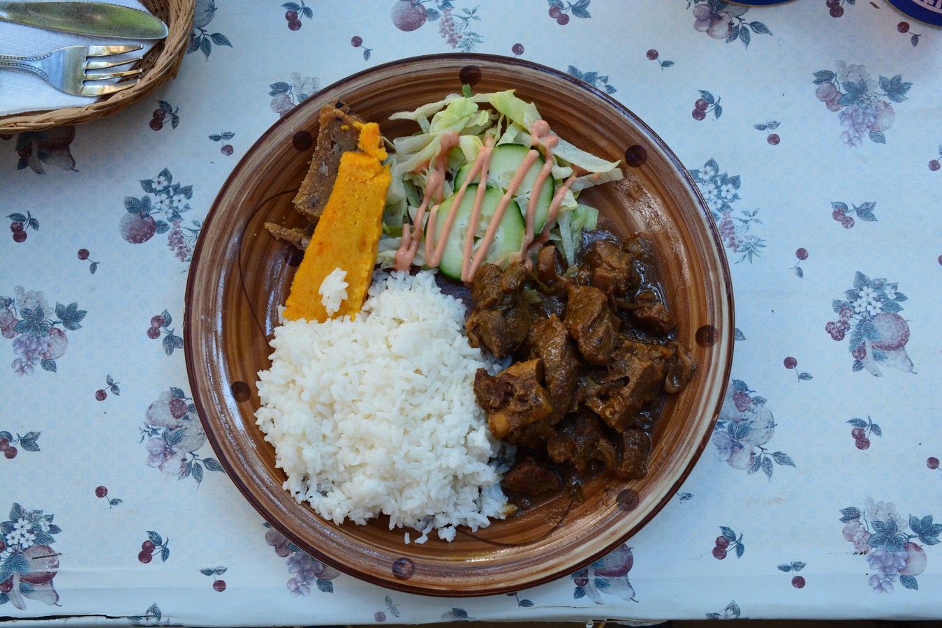 Step-by-Step: How to Make Rihanna’s Caribbean Stew (image credits: wikimedia)