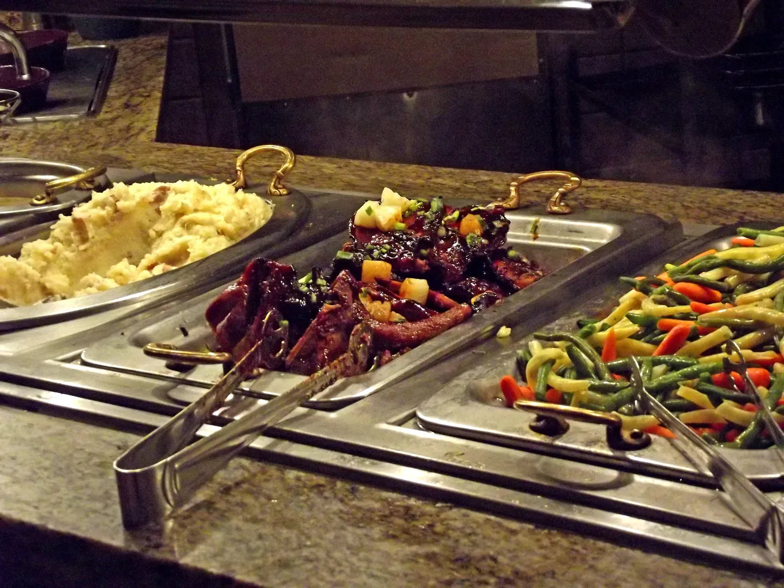 What Really Happens When the Lights Go Out in Vegas (Image Credits: Wikimedia)