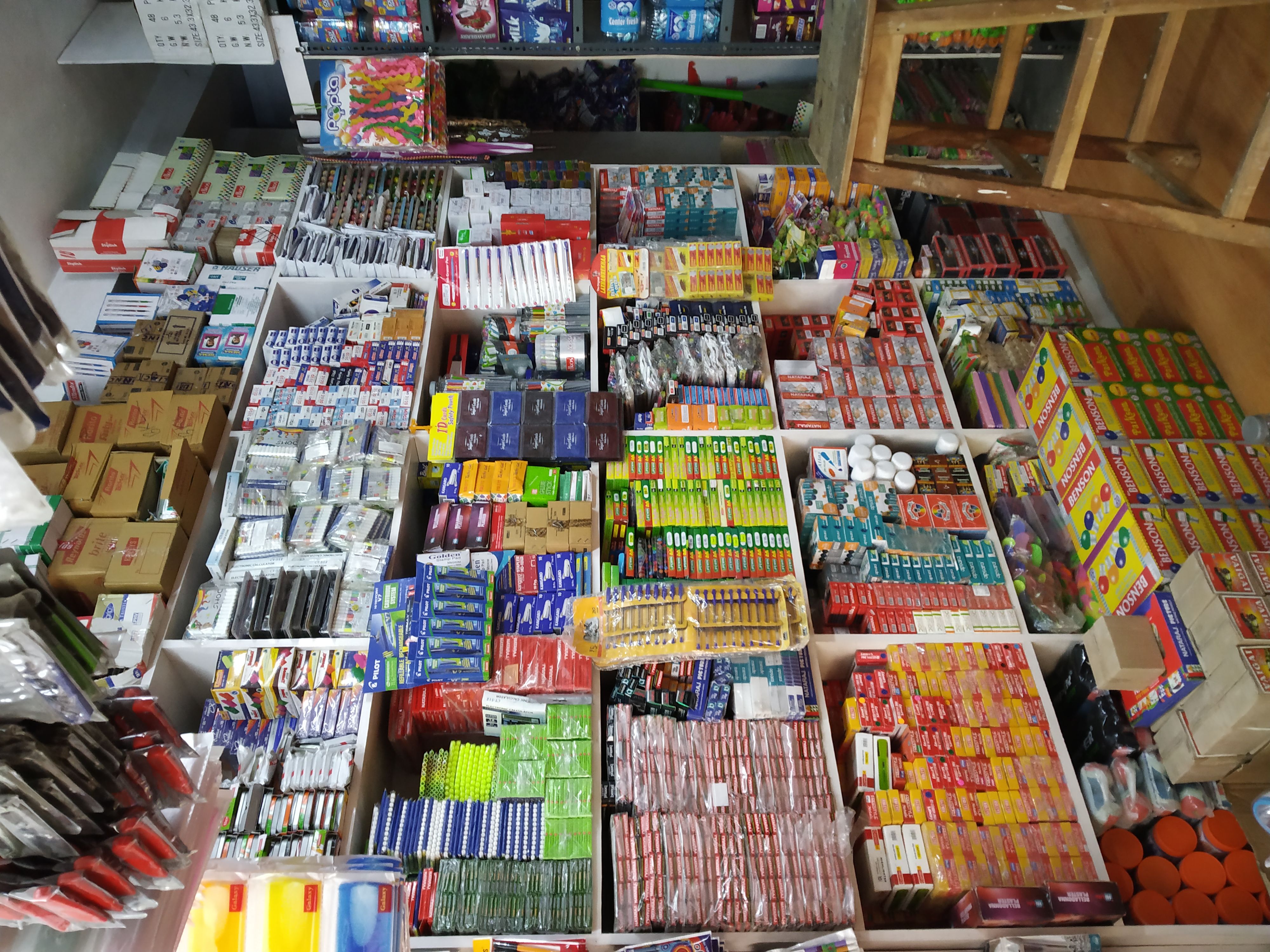 6. Shopping at Wholesale Clubs for Bulk Savings (image credits: wikimedia)