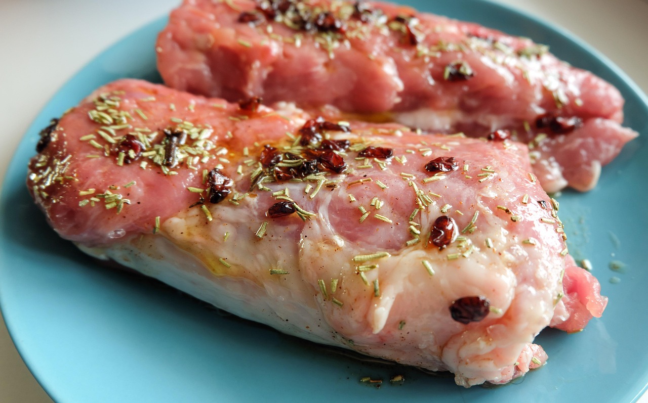 Reusing Marinades Without Proper Treatment (image credits: pixabay)