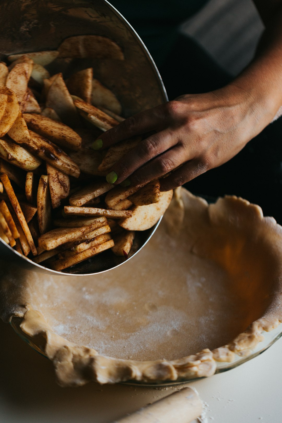 Apple Cinnamon Oat Bake: Comfort Food on a Dime (image credits: unsplash)