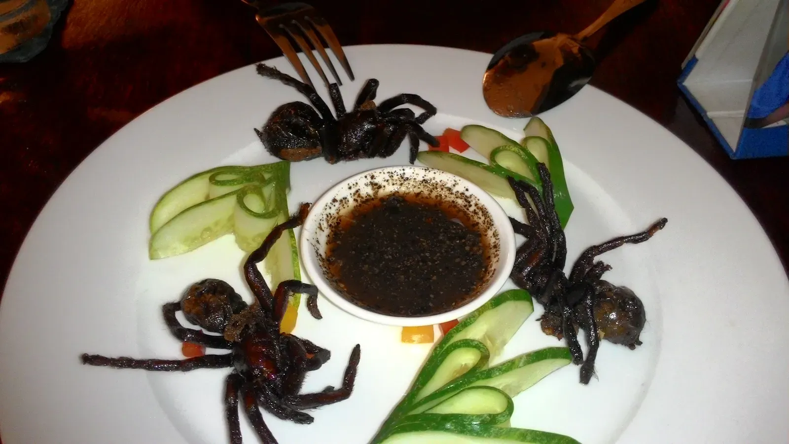 7. Fried Tarantulas (Cambodia): Clickbait on a Plate (Image Credits: Wikimedia)