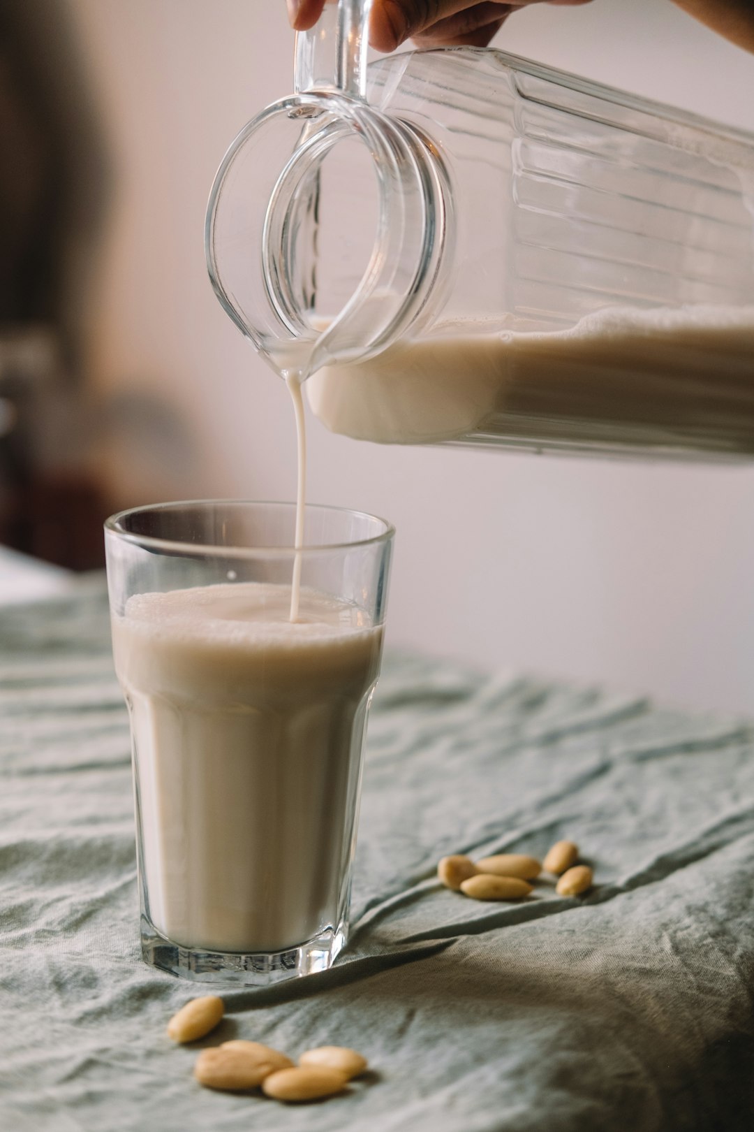 Why Almond Milk Isn’t Always a Safe Swap (image credits: unsplash)