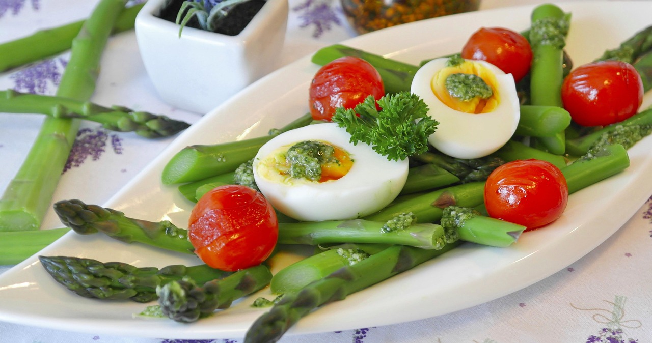 Low-Carb Diets (image credits: pixabay)
