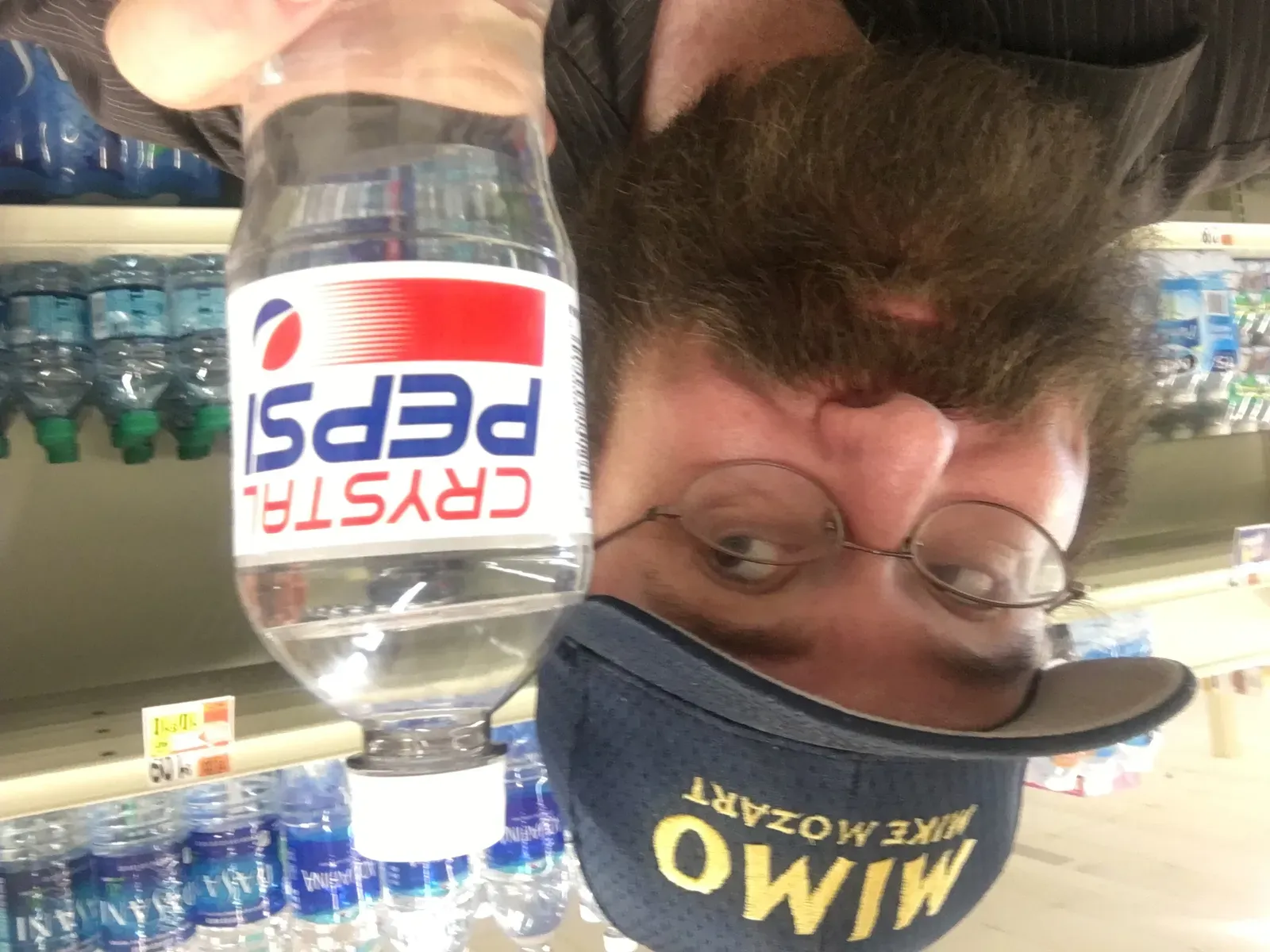 Crystal Pepsi: The Clear Cola That Made No Sense (But We Drank It Anyway) (Image Credits: Wikimedia)