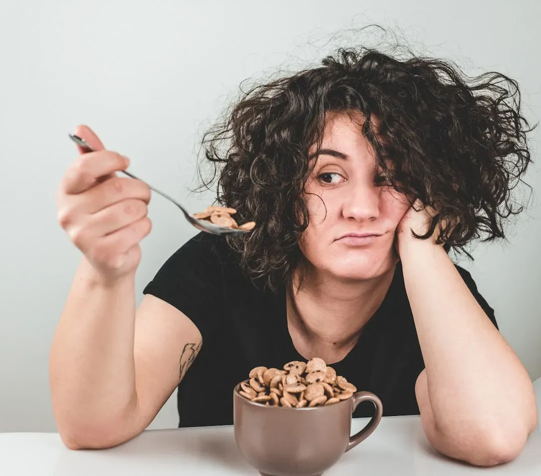 Chronic Stress Eaters Show Distinct Patterns (Image Credits: Unsplash)