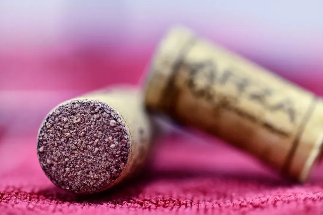 When Restaurants Waive the Fee (Image Credits: Unsplash)