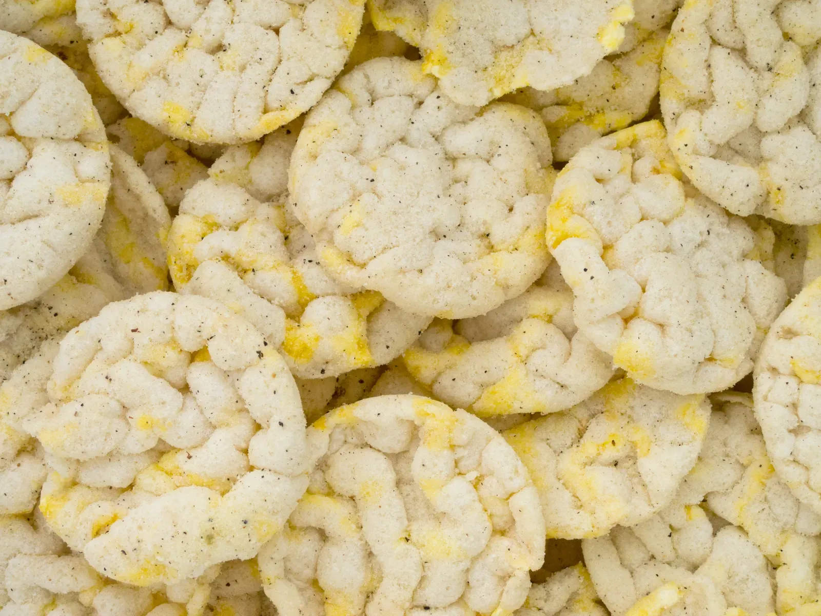 5. Rice Cakes (Image Credits: Wikimedia)