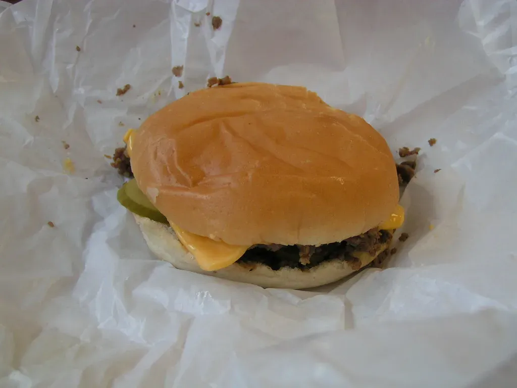 Loose Meat Sandwich: Iowa's Humble Hero (Image Credits: Flickr)