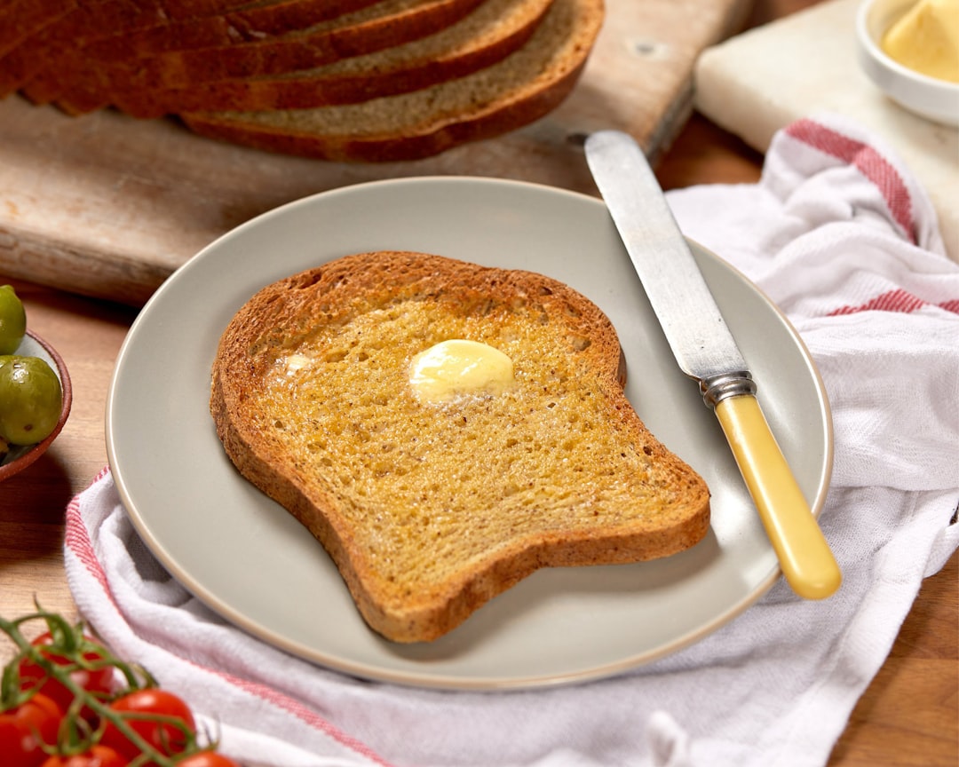 Gluten-Free Toast: Safe Carbs for a Sensitive System (image credits: unsplash)