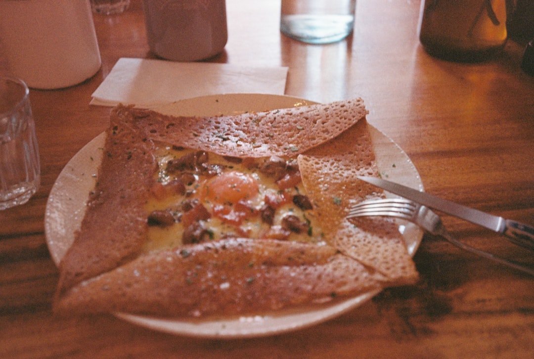 French Crêpes: The Art of Thin Indulgence (image credits: unsplash)
