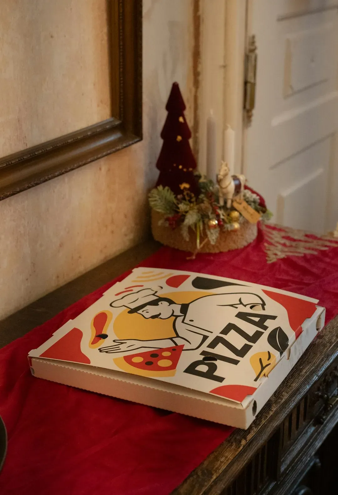 Pizza Boxes and Bakery Bags (Image Credits: Unsplash)