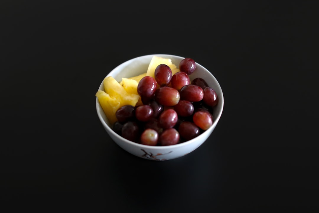 Smoothie Bowls: Instagram-Worthy Calorie Bombs (image credits: unsplash)