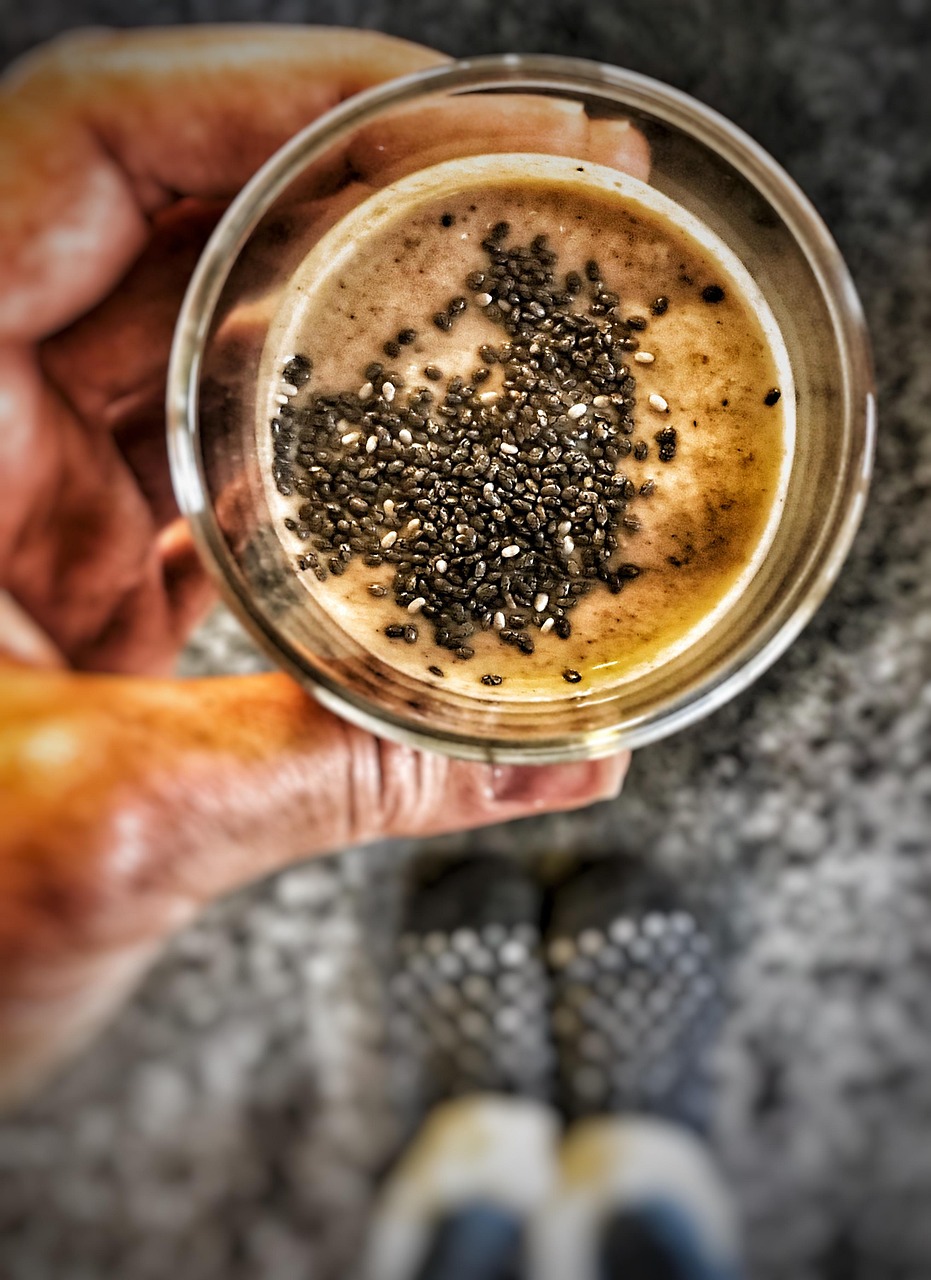 Chia Seed Frosting (image credits: pixabay)