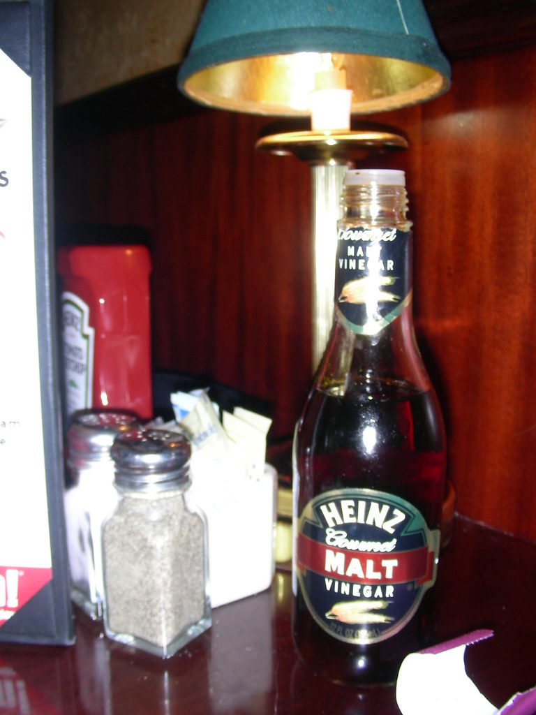 Malt Vinegar: Britain's Barrel-Aged Beauty (Image Credits: Flickr)