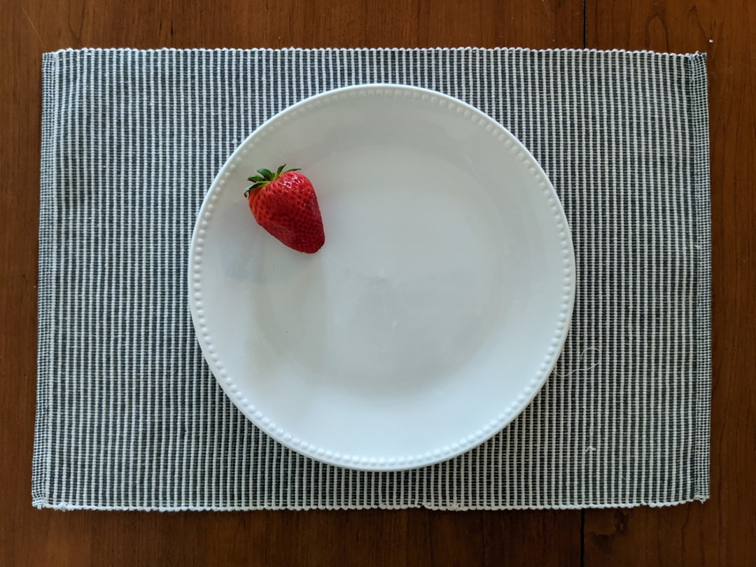 Understanding Plate Size Psychology (image credits: unsplash)
