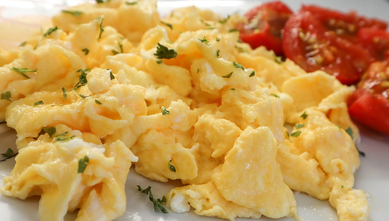 Scrambled Eggs: Fluffy and Delicious (image credits: pixabay)