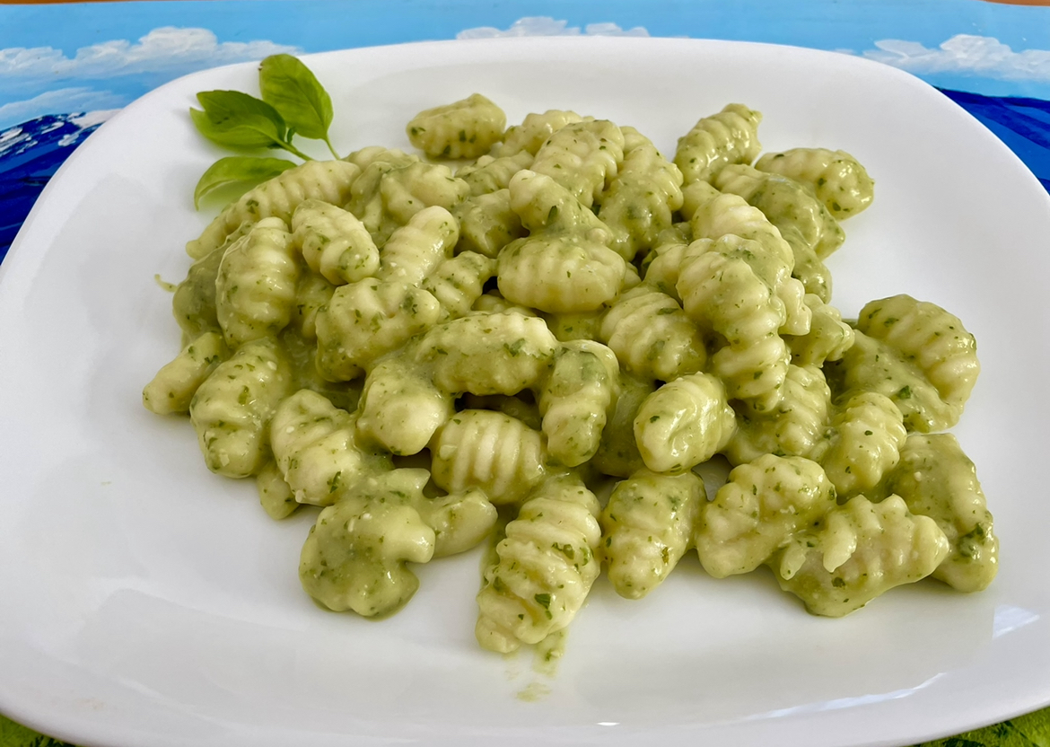 How Memory Shapes Every Meal (image credits: wikimedia)