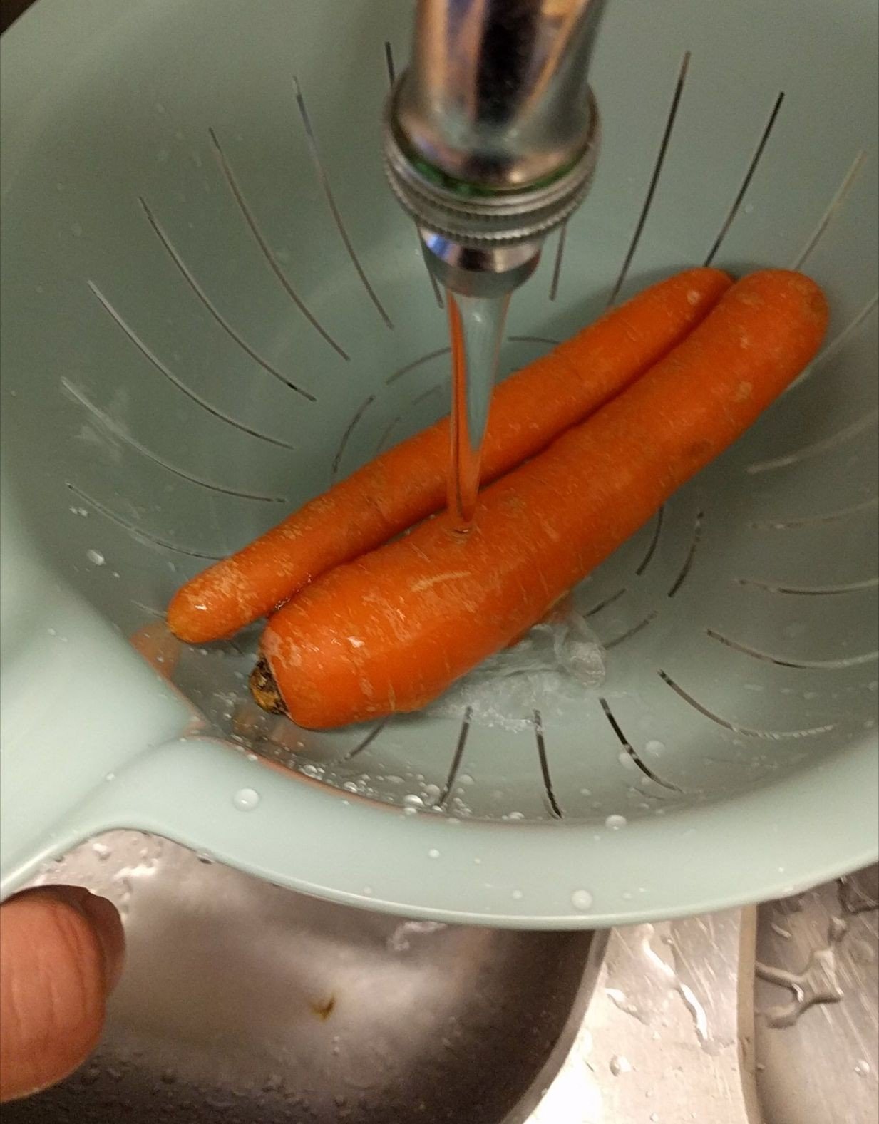Using Hot Water Instead of Cold (image credits: wikimedia)