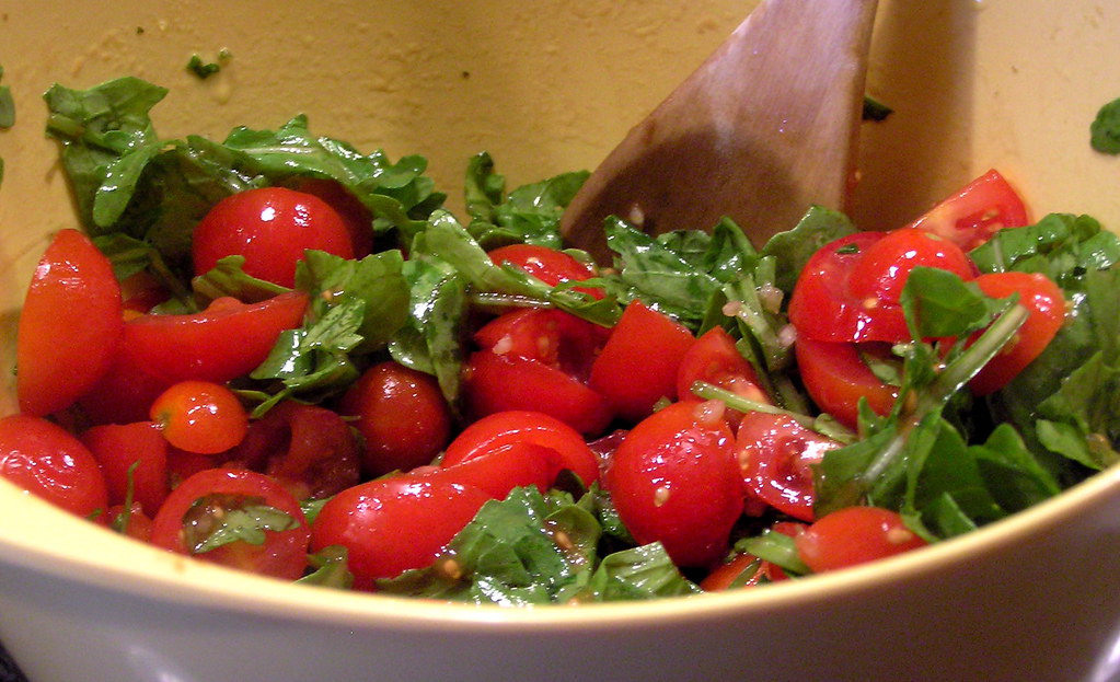 Cherry Tomatoes (image credits: flickr)