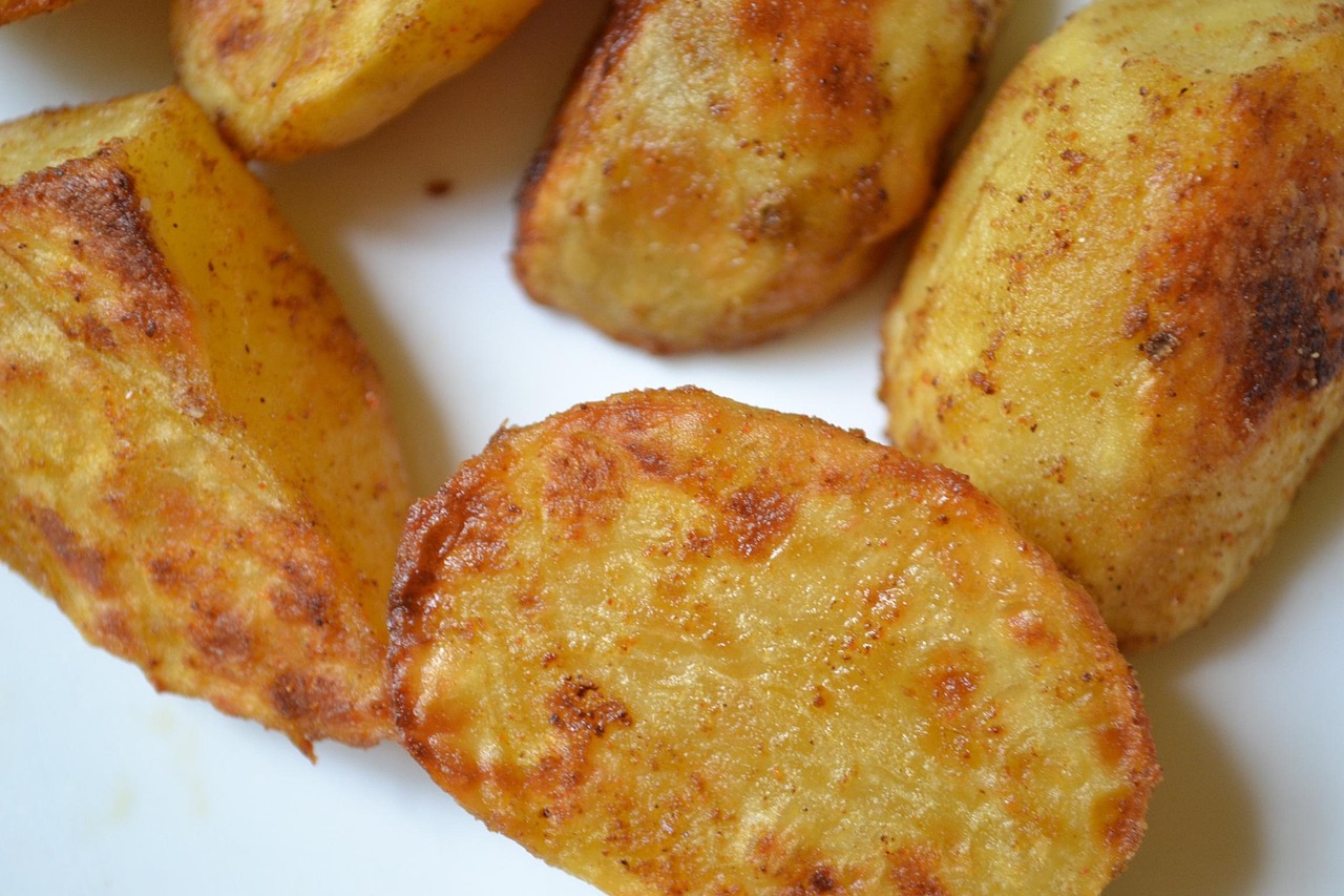 Baked Sweet Potato with Chives (image credits: pixabay)