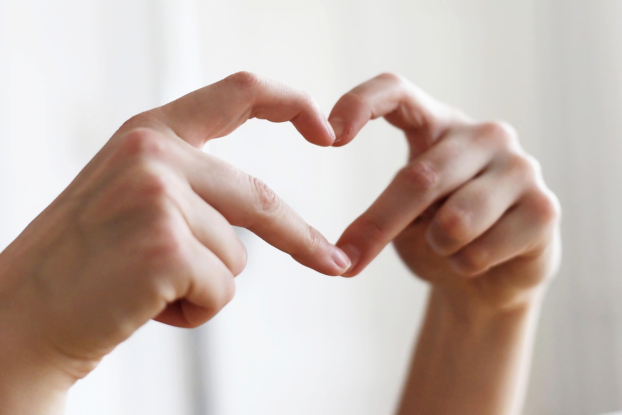 Heart Palpitations & Shortness of Breath (image credits: pixabay)