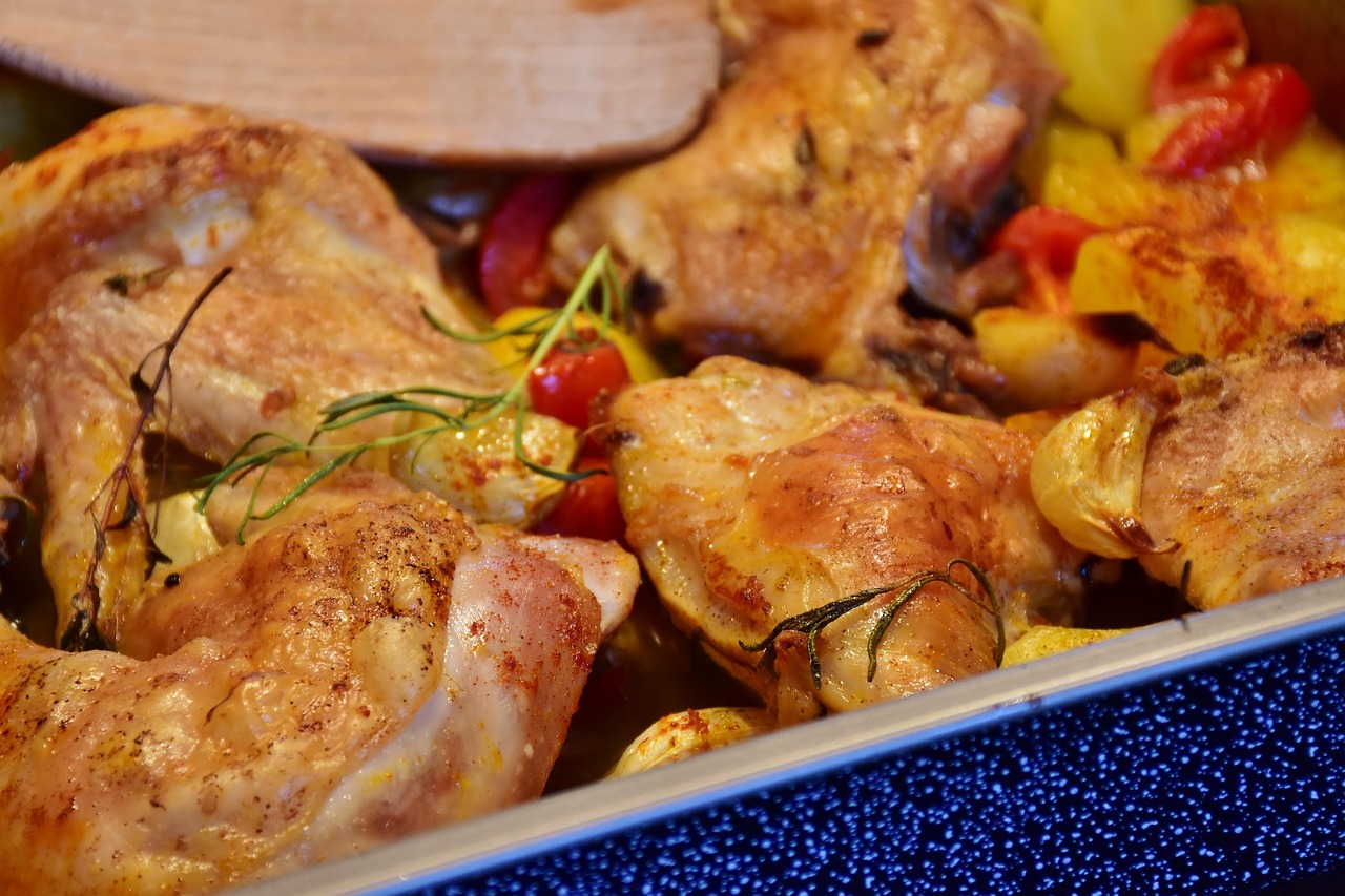 One-Pan Lemon Garlic Chicken (image credits: pixabay)