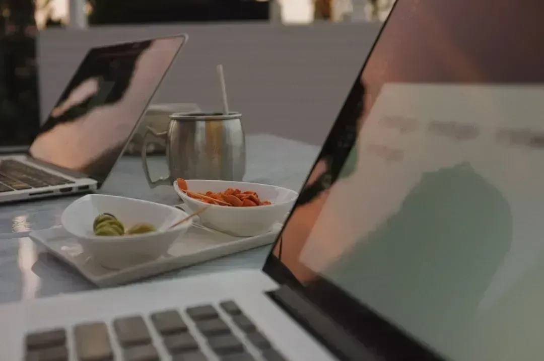 You Treat the Restaurant Like Your Personal Office Space (Image Credits: Unsplash)