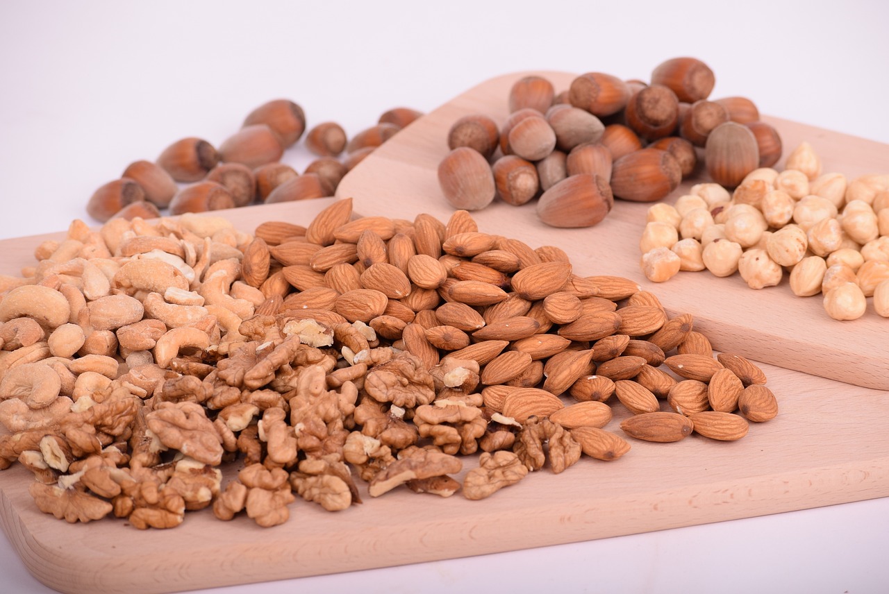 Nuts and Seeds: The Sleep Supporters (image credits: pixabay)