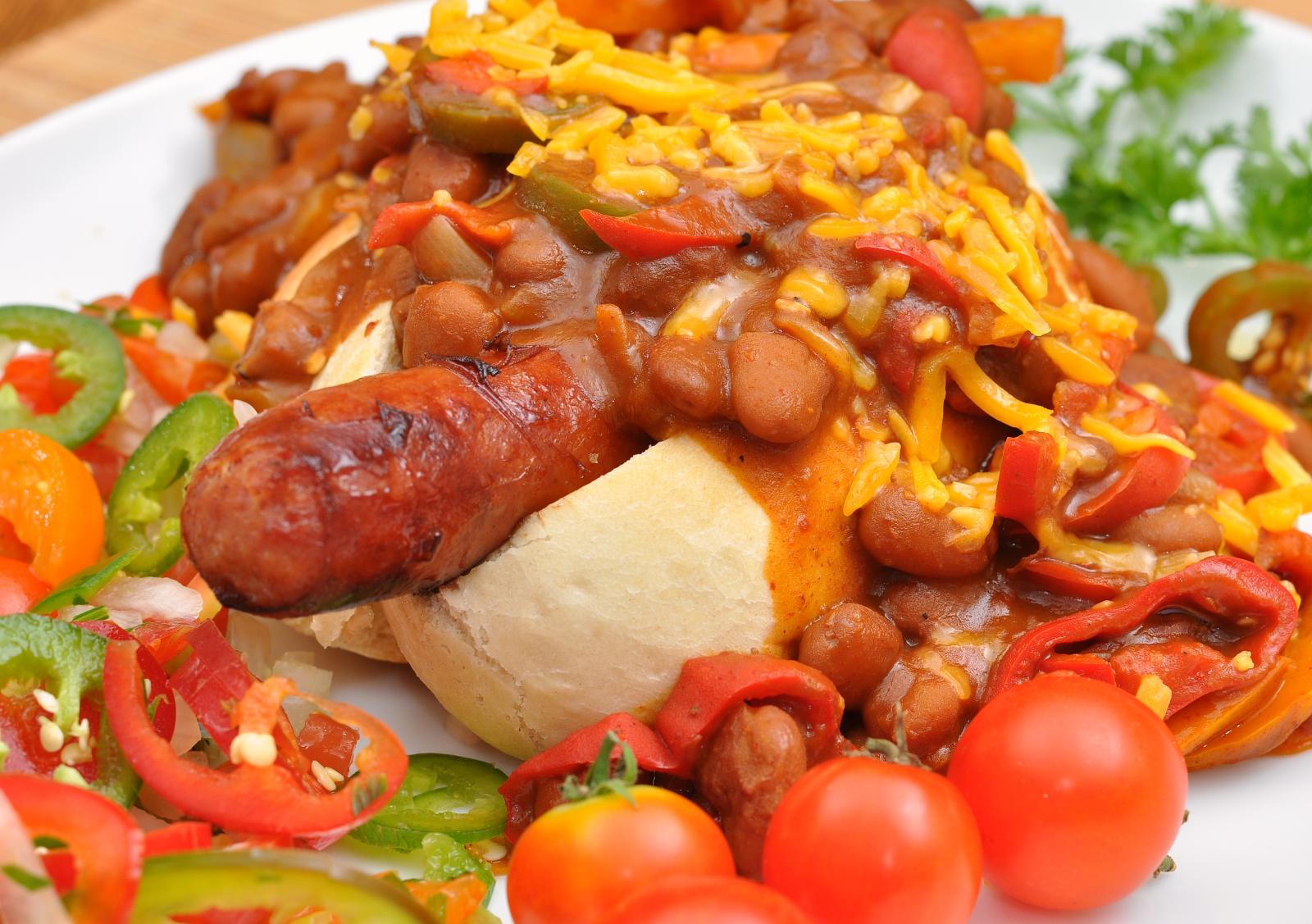 Texas Chili - Cowboy Culture and Border Influence (Image Credits: Mmm... chili dog!
Uploaded by Fæ, CC BY 2.0, https://commons.wikimedia.org/w/index.php?curid=23107564)