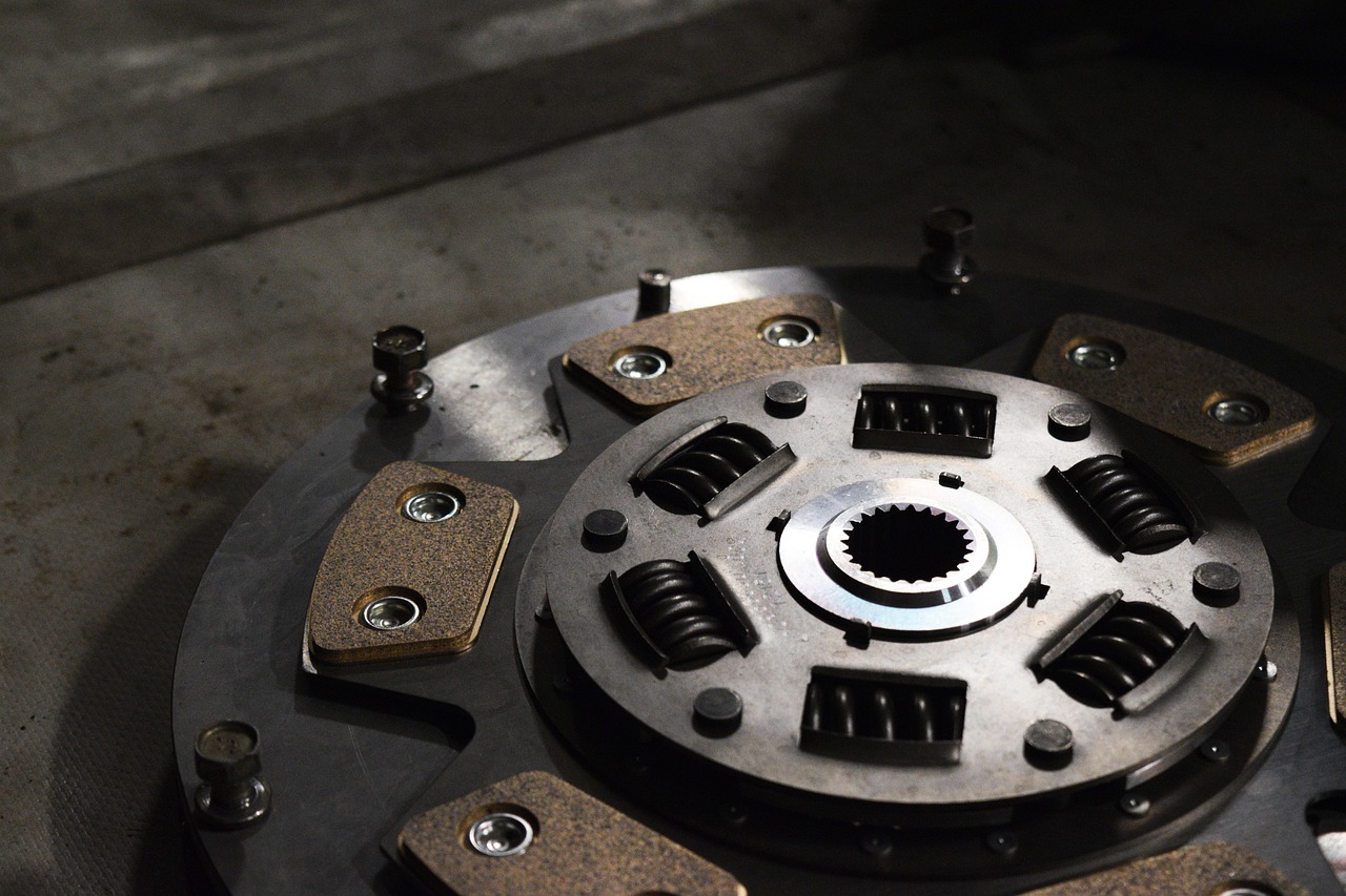 10. Automotive Parts: A Struggling Industry (image credits: pixabay)