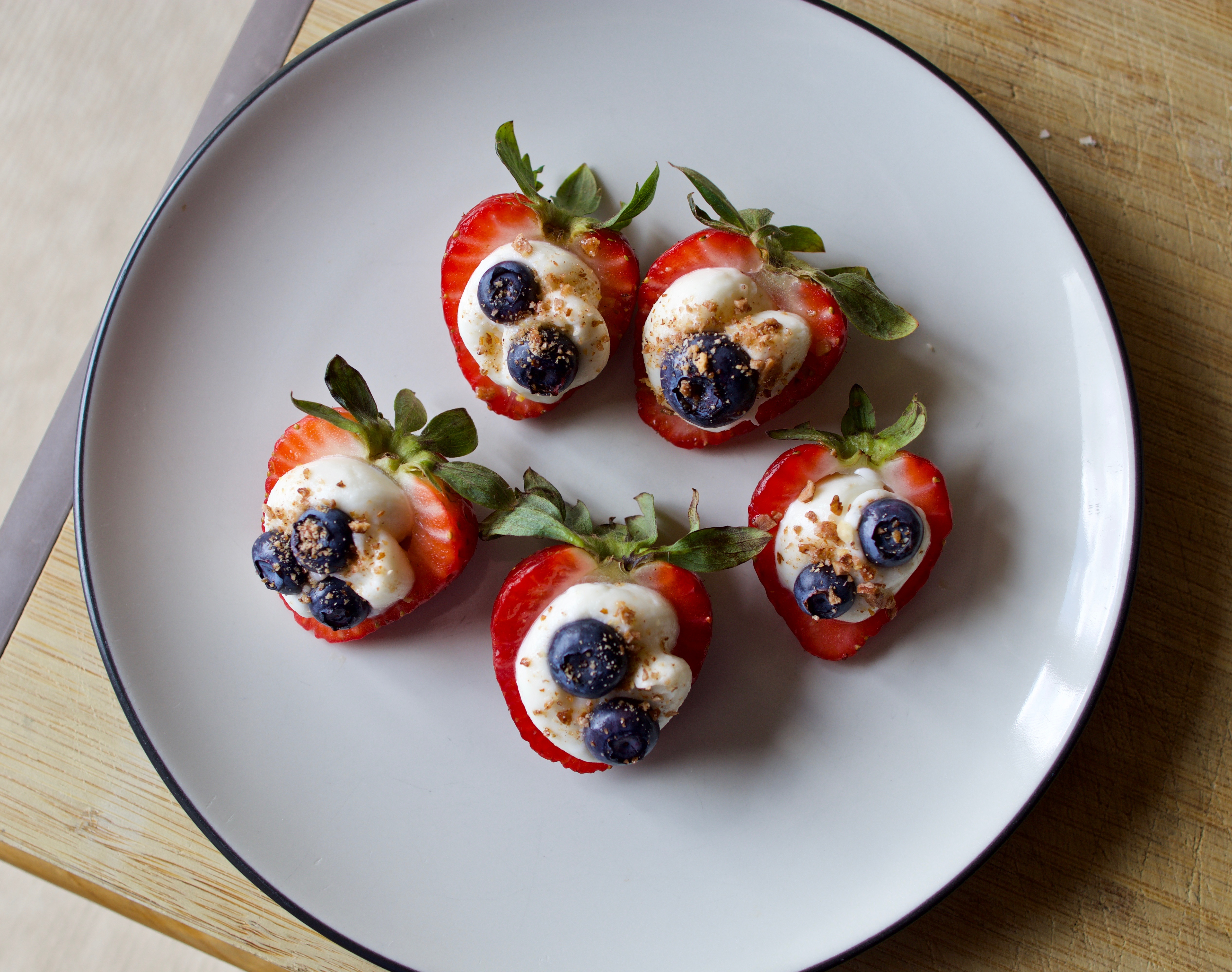 Cheesecake Bites That Rival Any Bakery (image credits: wikimedia)