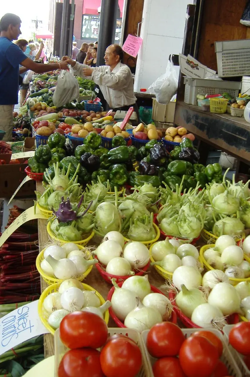Farmers' Markets as Your Secret Pricing Weapon (Image Credits: Wikimedia)