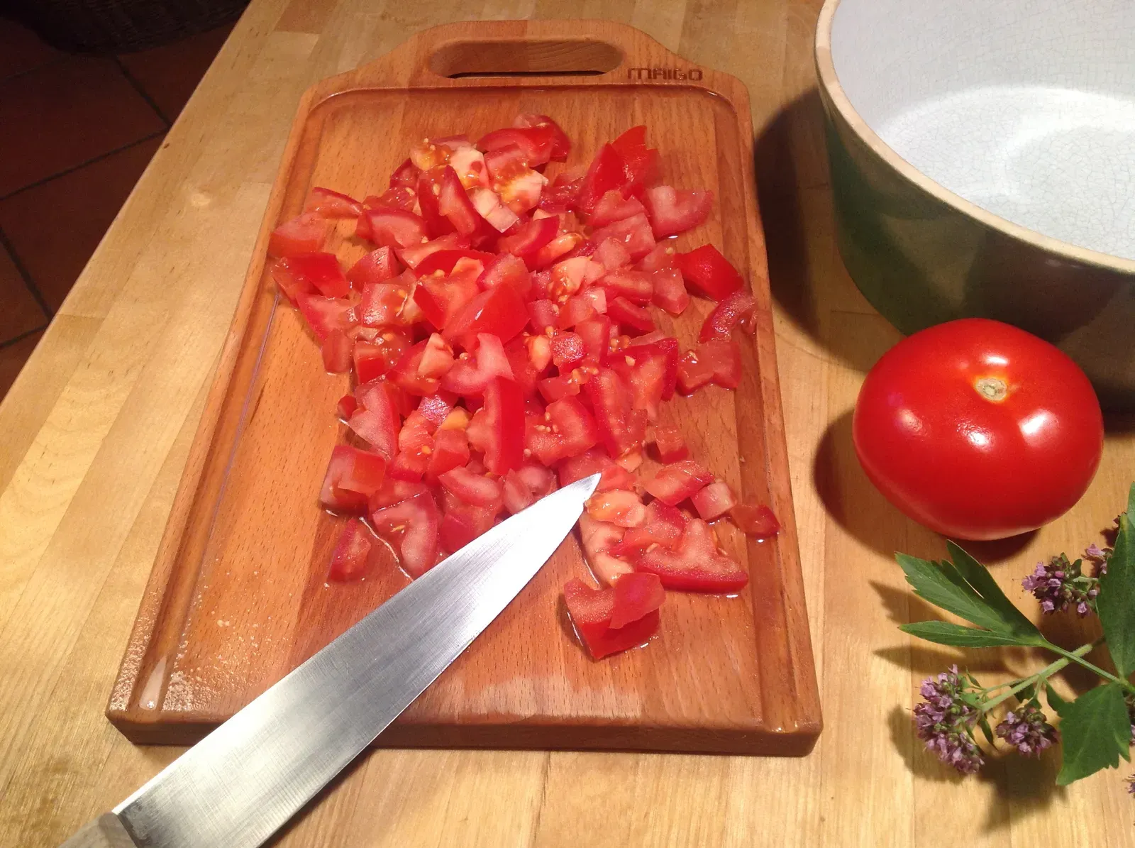 Old Wooden Cutting Boards with Deep Grooves (Image Credits: Wikimedia)