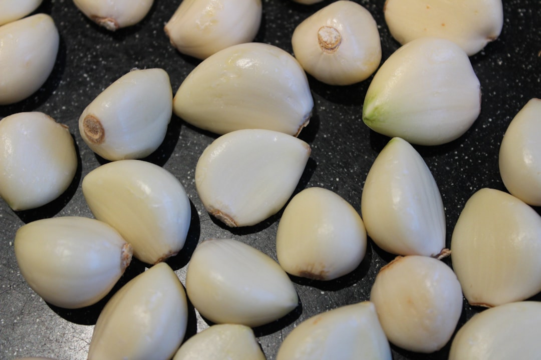 Garlic: Nature’s Ancient Antiviral (image credits: unsplash)
