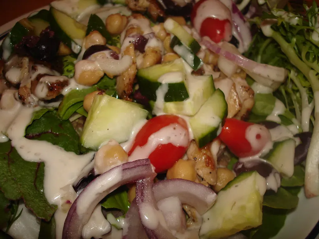 8. Wendy's Southwest Avocado Chicken Salad: Nearly 700 Calories Before Dressing (@joefoodie, Flickr, CC BY 2.0)