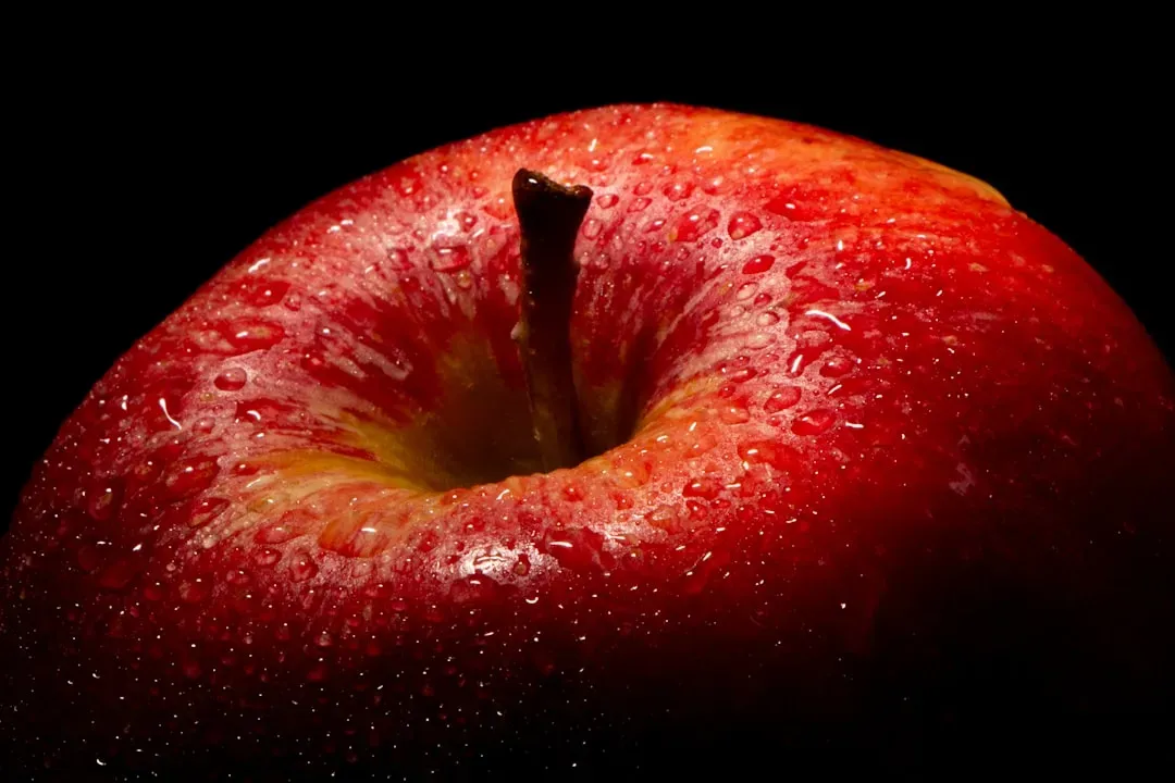 Apples: Not Quite Keeping the Doctor Away (Image Credits: Unsplash)
