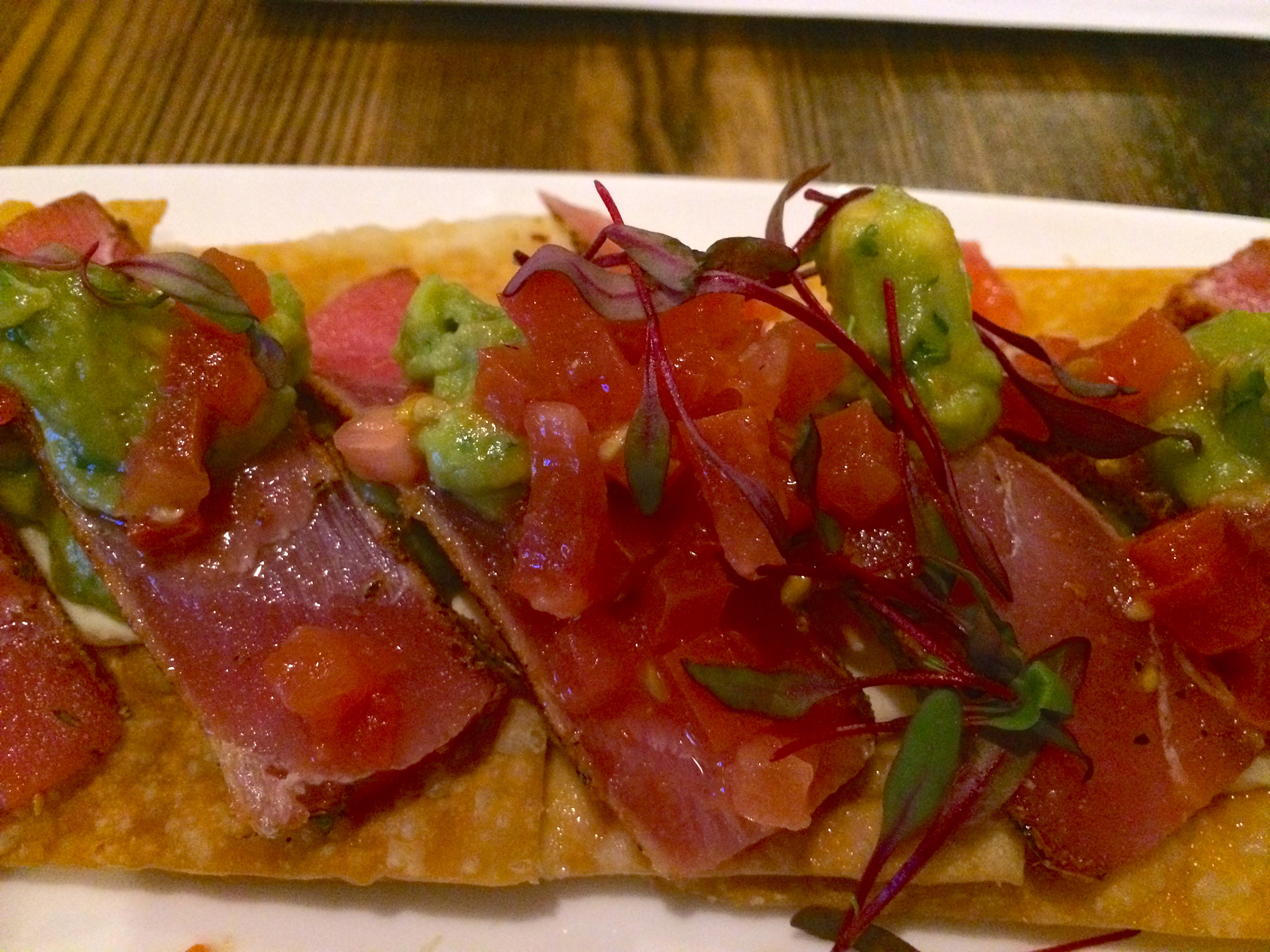Seared Tuna with Avocado Salsa (image credits: wikimedia)