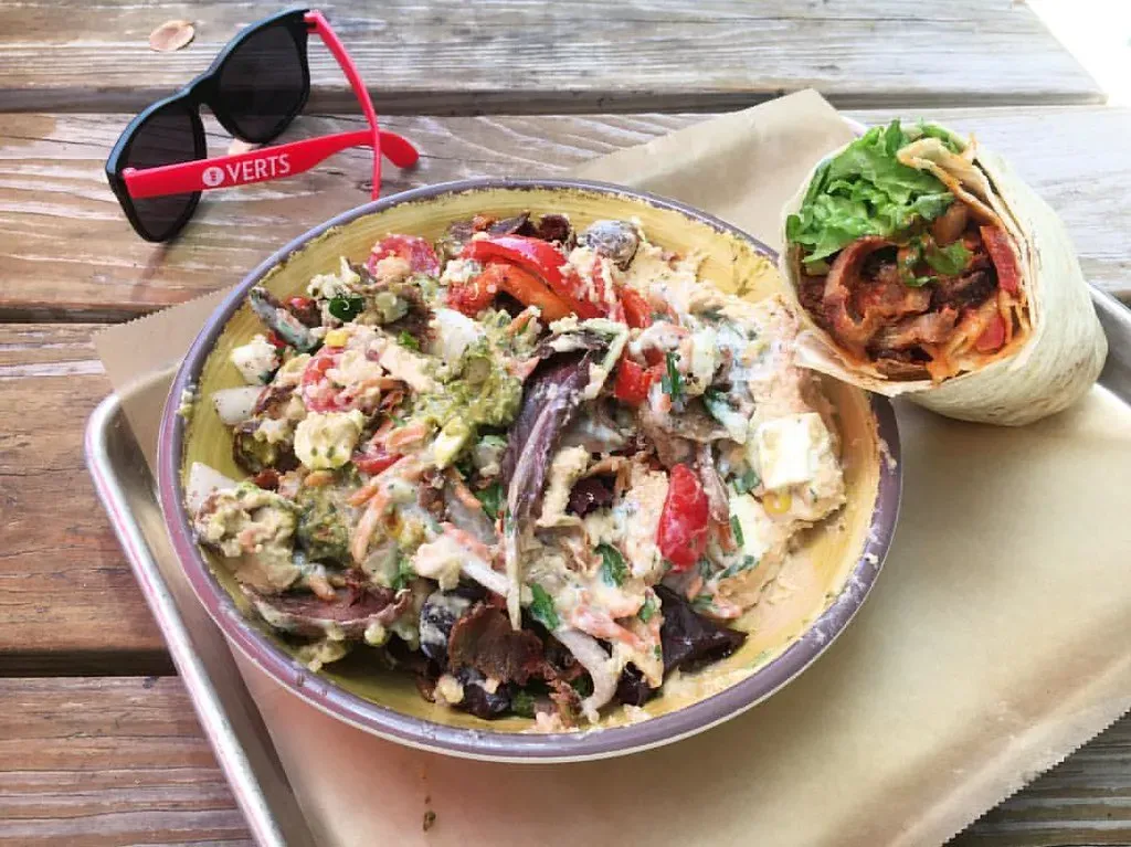 Gemini: Chicken and Quinoa Power Bowl (Image Credits: Flickr)