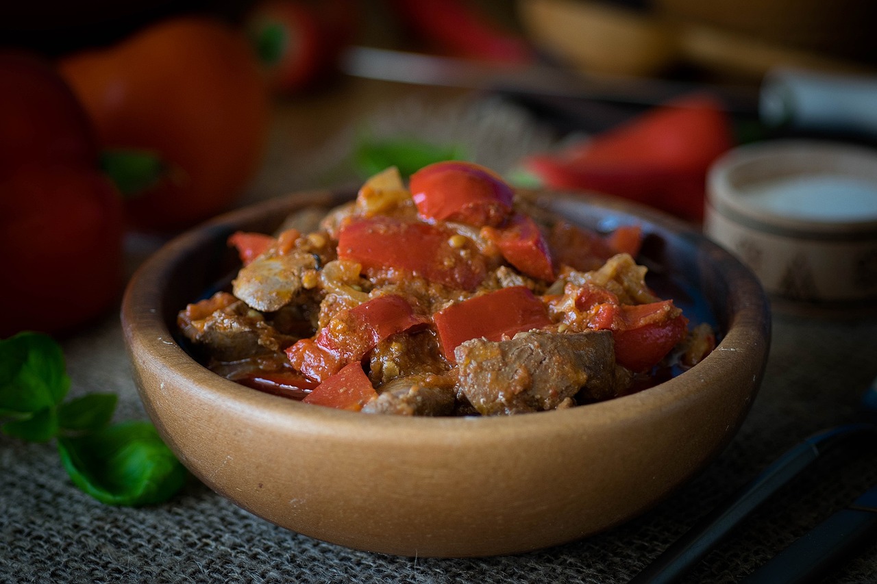 Cloves and the Liver's Crying Game (image credits: pixabay)