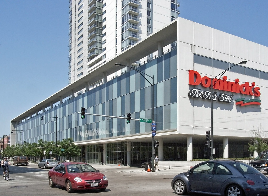Dominick's - Chicago's Architectural Innovator (Image Credits: Flickr)