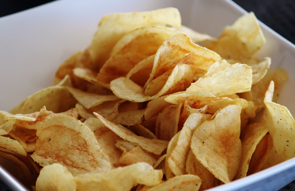 Potato Chips and Ultra-Processed Snacks (image credits: rawpixel)