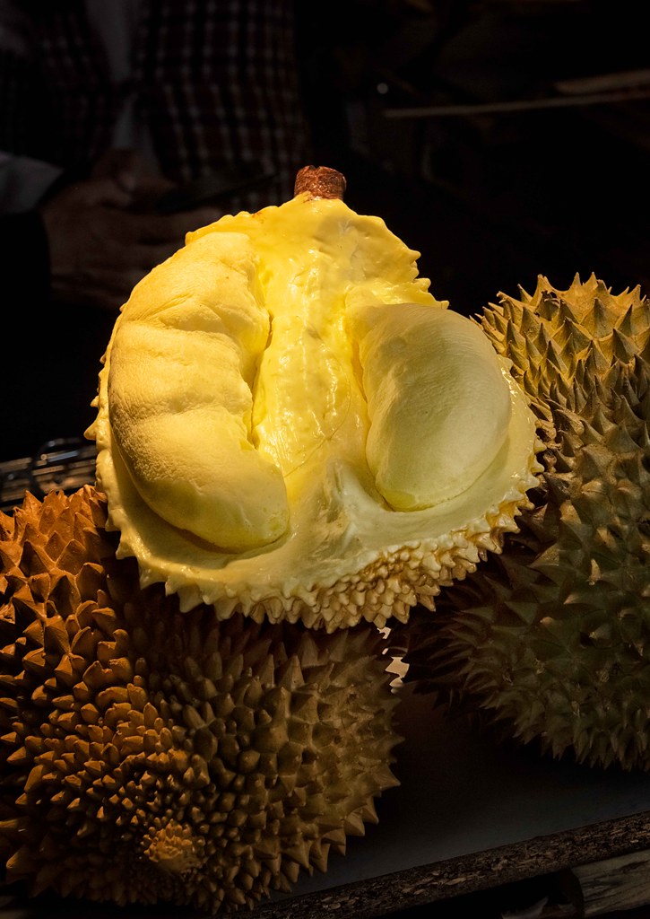 Durian: The King of Fruits Americans Fear to Try (image credits: flickr)