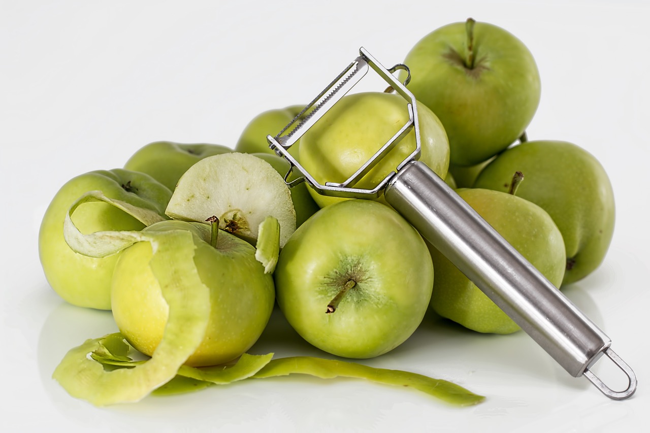 13. Vegetable Peeler (image credits: pixabay)