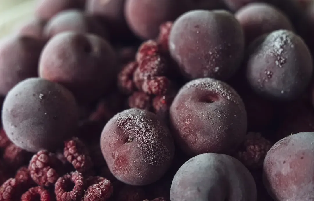 Berries Last Longer With a Vinegar Bath (Image Credits: Unsplash)