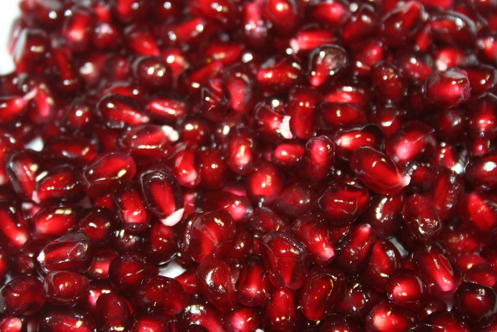Pomegranates Pack Anti-Inflammatory Power (image credits: flickr)