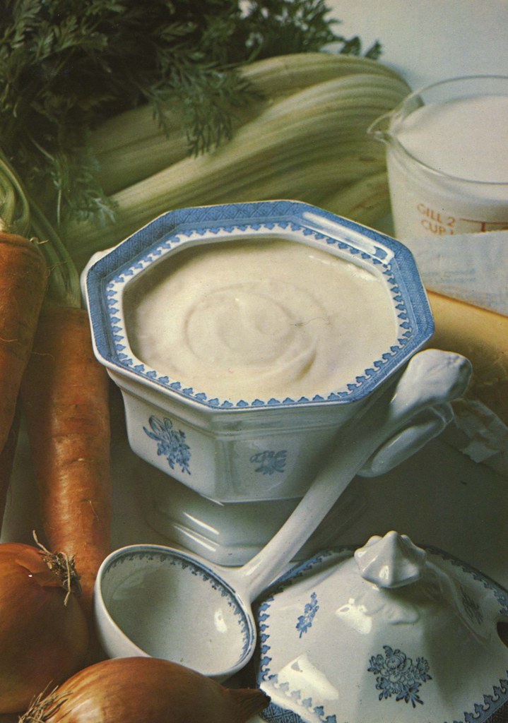 Béchamel: The Creamy Foundation of French Cuisine (Image Credits: Flickr)