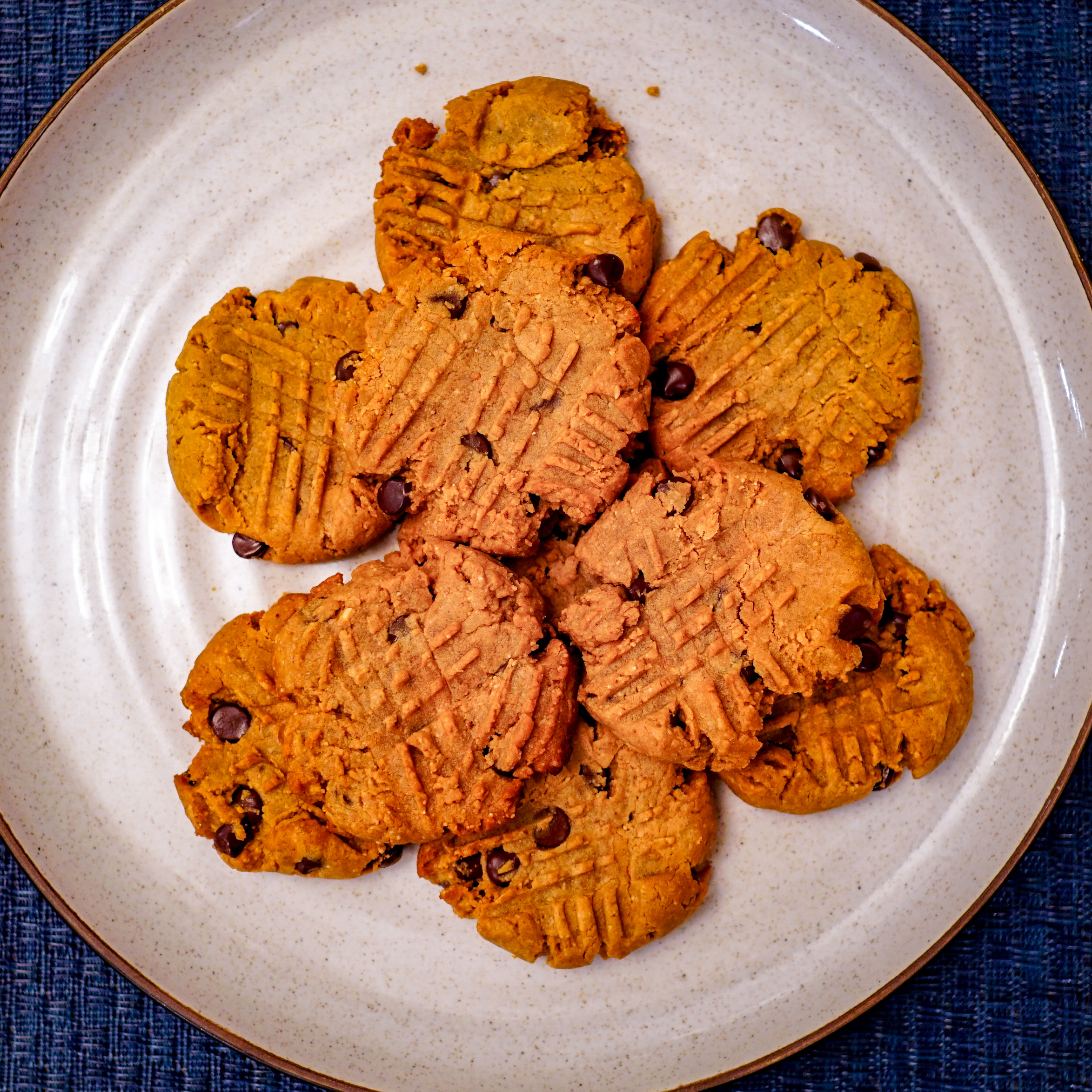 Myth 10: You Need to Cut Carbs to Lose Weight (image credits: wikimedia)